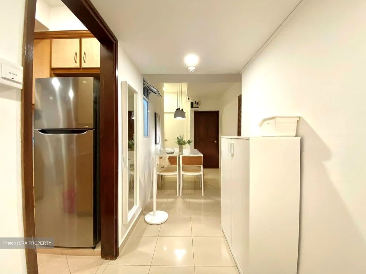International Plaza (D2), Apartment #585020551
